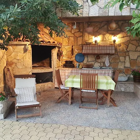 Apartmani More Komarna Pensión Komarna