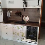 Apartmani More Komarna Guest house 3*