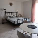 Apartmani More Komarna 3* Komarna