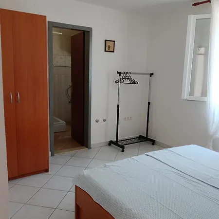 Apartmani More Komarna Gostinjska kuća