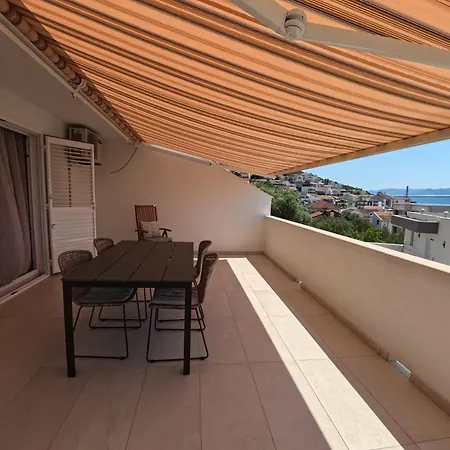 Apartmani More Komarna Pensionat 3*