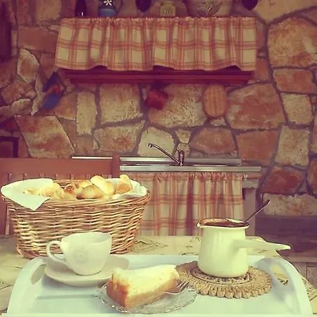 Gostinjska kuća Apartmani More Komarna